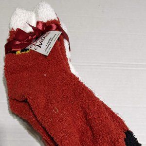 Winter Wishes Santa Belt X-Mas Fuzzy Lounging Sock Set